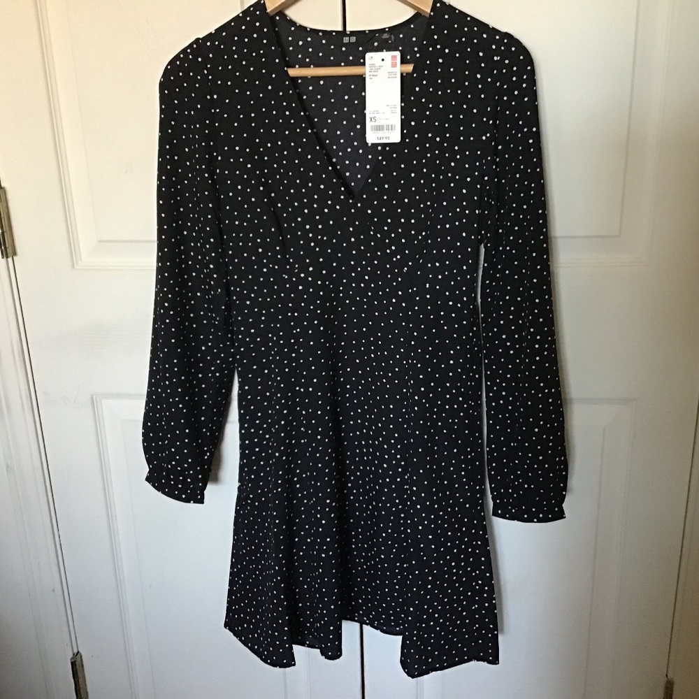 NWT UNIQLO Women polka dot Printed V-Neck Long-Sleeve Mini Dress Black Size XS